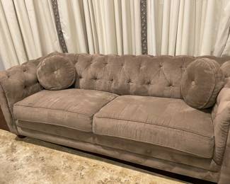 Bassett Tufted coach