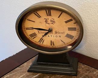 Table clock