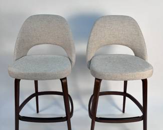 Lot # 96	$1,500.00	  KNOLL "SAARINEN EXECUTIVE COLLECTION" BAR STOOLS/PAIR	Height 45 in, width 22.5 in, depth 19.5 in, seat height 30 in. The Saarinen Executive Stool (1946) is expertly crafted for comfort. Its molded seat back flexes slightly in response to the sitter’s movements. Stools are light walnut finish with neutral upholstery. 	Bid at Woodardlipe.com or call 314-899-0098 for more information.