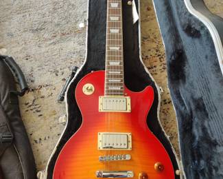 ***Taking BIDS ****Electric Gibson Epiphone 'Les Paul' with case