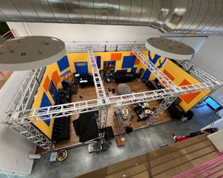 Large studio lighting Truss system