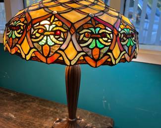 Stained leaded glass Tiffany Style lamp