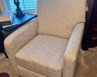 Quite new but fabric needs to be tucked in on one side $199 off white and cream with pattern 