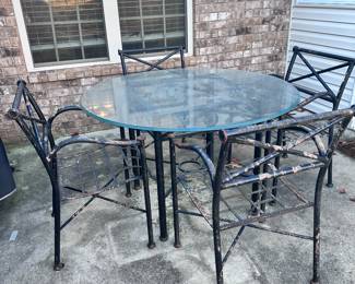 Heavy patio set with glass top peeling paint $199