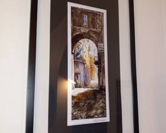 Items Located In The Entry / Central Hallway