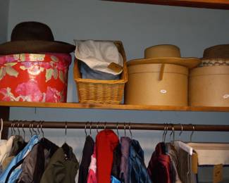 Items Located In The Entry / Central Hallway