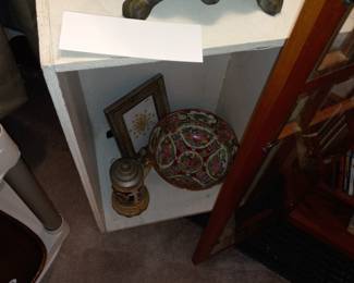 Items Located In The Dining Room