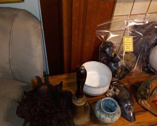 Items Located In The Entry / Central Hallway