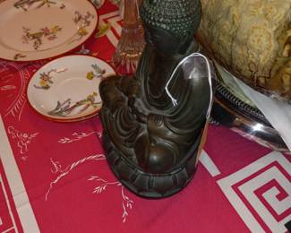 Items Located In The Dining Room