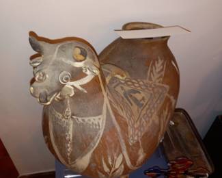 Items Located In The Dining Room