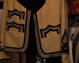 Items Located In The Entry / Central Hallway