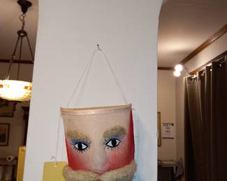 Items Located In The Entry / Central Hallway