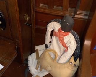 Items Located In The Entry / Central Hallway