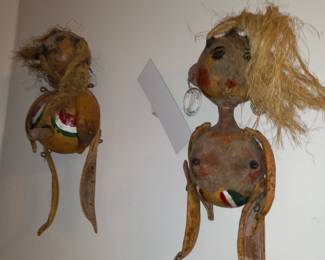 Items Located In The Entry / Central Hallway