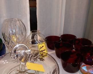 Items Located In The Dining Room