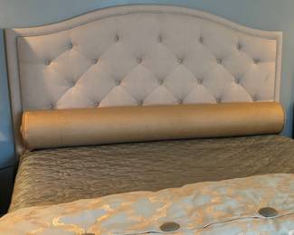 Beautiful King Bed with Tufted Linen Upholstered Headboard, Rails and Footboard 