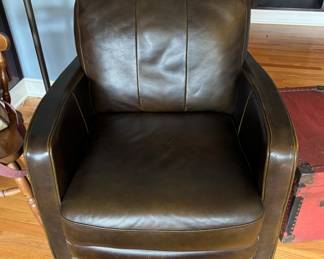 Bassett Bishop Swivel Chair 35"h x 31"w x 35"d - Perfect Condition