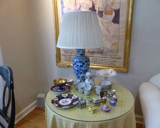 Bric-a-brac, Limoge boxes, table lamp
