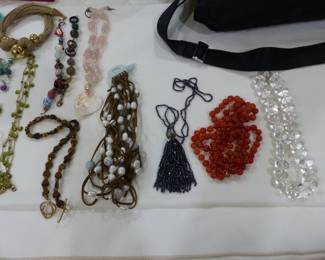 Jewelry & costume watches