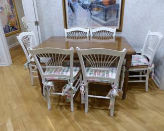 Kitchen table with 6 chairs