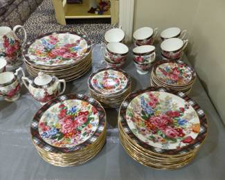 Full set of Wedgwood Ralph Lauren "Hampton Floral" dinnerware set
