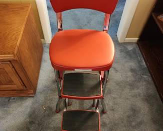 Cisco red stool