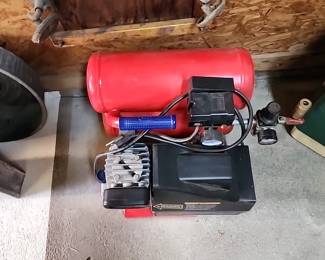 Air compressor 