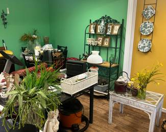 view inside second garage