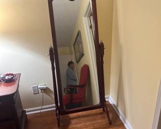 mah, dressing mirror