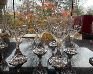 Baccarat Glassware: wine goblets - 37 available