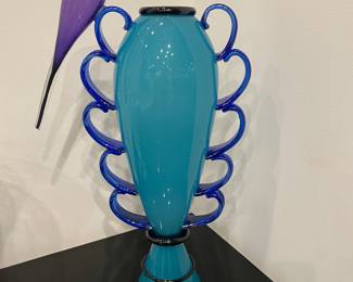 Glass blown bird vase by Dimitri Michaelides - 1994 - blown and applied glass. Provenance: Christy/Taylor Galleries 1994