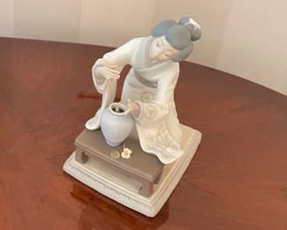 Llardo - Asian figurine; Llardro - Hibel bust : SOLD