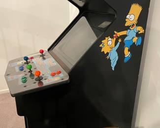 Konami Arcade game - the Simpsons (29.5" x 28.75" x 38") - excellent condition