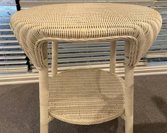 Ivory wicker 25" round side table with lower tier -(25" x 25") good condition - some wear