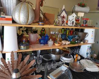 bird houses, decor, glass and bakeware