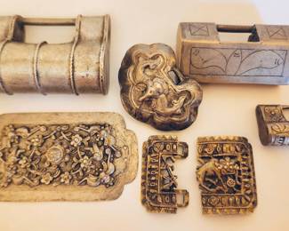 Chinese locks and buckles