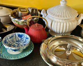 Silverplate and entertainment ware 