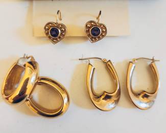 Gold jewelry 