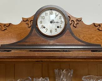 New Haven Clock Co Mantle Clock 