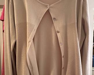 Van Heusen Cardigan No Size Listed 