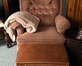 Velvet Rocker Recliner 