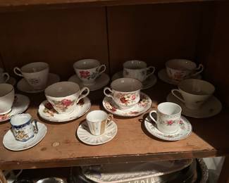 Vintage and Antique Tea Cups 