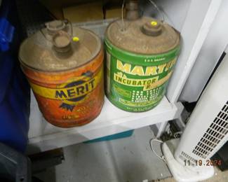 vintage oil cans