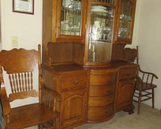 Oak Curved Glass Front Hutch China Cabinet