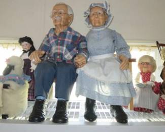 Vintage Old Folk Grandma and Grandpa Porcelain Dolls 32" on Bench