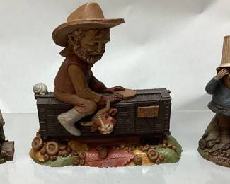 (3) TOM CLARK POKE & PATTY, MAX AND MRS.-R GNOMES