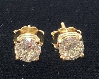 14KT YELLOW GOLD DIAMOND EARRINGS, 1.01cts DIAMONDS, 1g TOTAL WEIGHT, GGA APPRAISAL $7,590.00