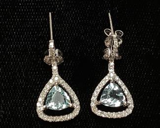 14KT WHITE GOLD AQUAMARINE & DIAMOND EARRINGS, 1.00cts AQUAMARINE, 0.47cts DIAMONDS, 3.5g TOTAL WEIGHT, GGA APPRAISAL $5,720.00