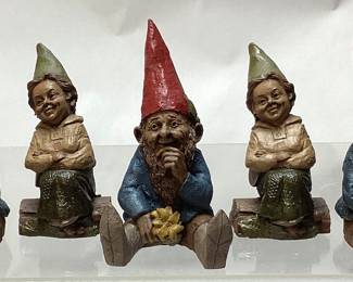 (5) TOM CLARK GNOMES, MRS & MUGMON