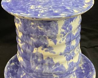 SHELTON POTTERY BLUE & WHITE SPONGE WARE BIRD FEEDER, 9’’ H